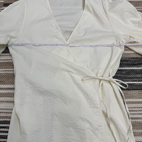 Everlane Dress Women's 10 Bone Seersucker Wrap V Neck Balloon Sleeve Mini - Picture 10 of 14